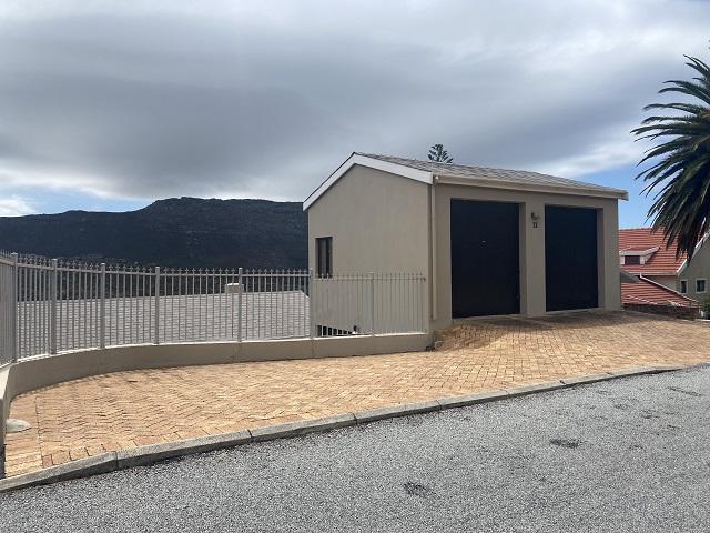 To Let 3 Bedroom Property for Rent in Fish Hoek Western Cape